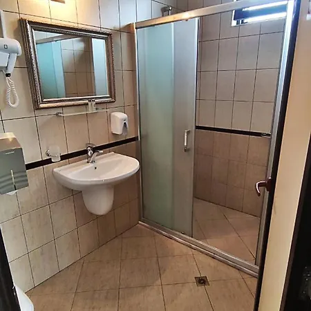 комплекс маказа * Момчилград