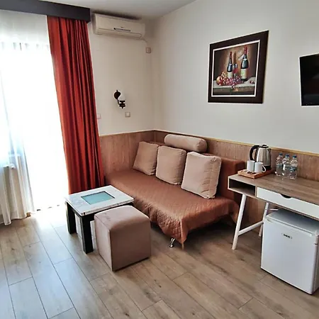 Хотел комплекс маказа