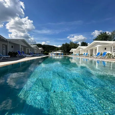 马卡匝大厦旅馆 * 莫姆奇尔格勒