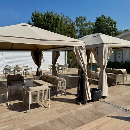 комплекс маказа * Момчилград