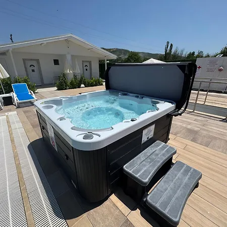 Хотел комплекс маказа