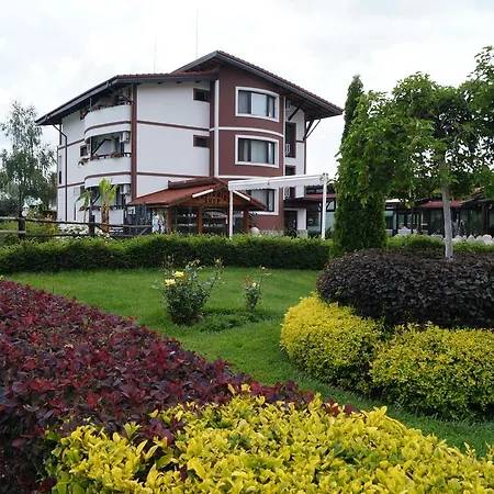 Makaza Complex