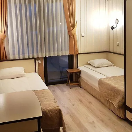 马卡匝大厦旅馆 酒店 莫姆奇尔格勒