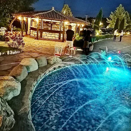 호텔 Makaza Complex 몸칠그라드