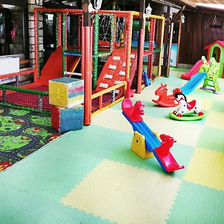 马卡匝大厦旅馆 莫姆奇尔格勒