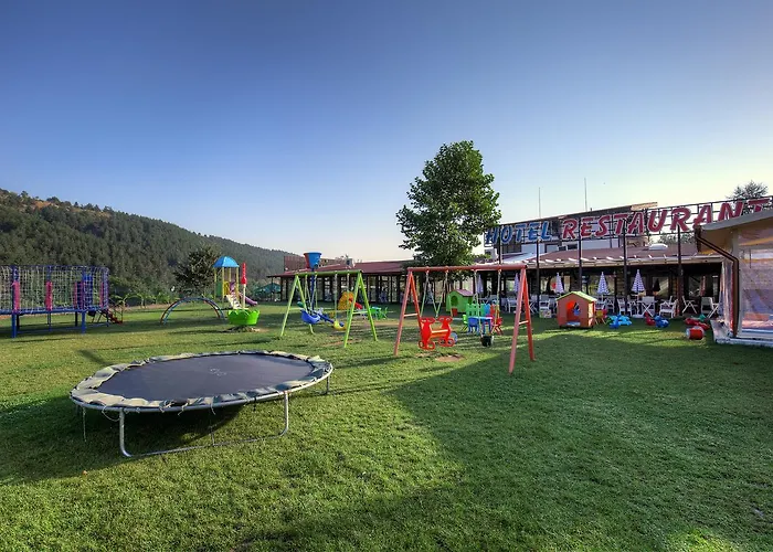 Hotel Makaza Complex Momtchilgrad