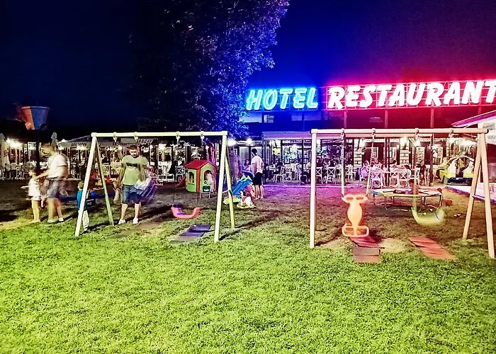 Makaza Complex Hotel *